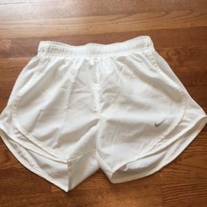 White nike shorts